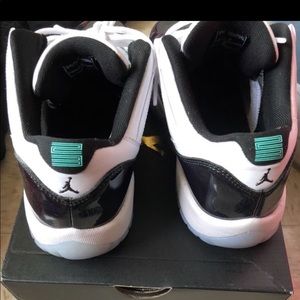Grade school jordan 11